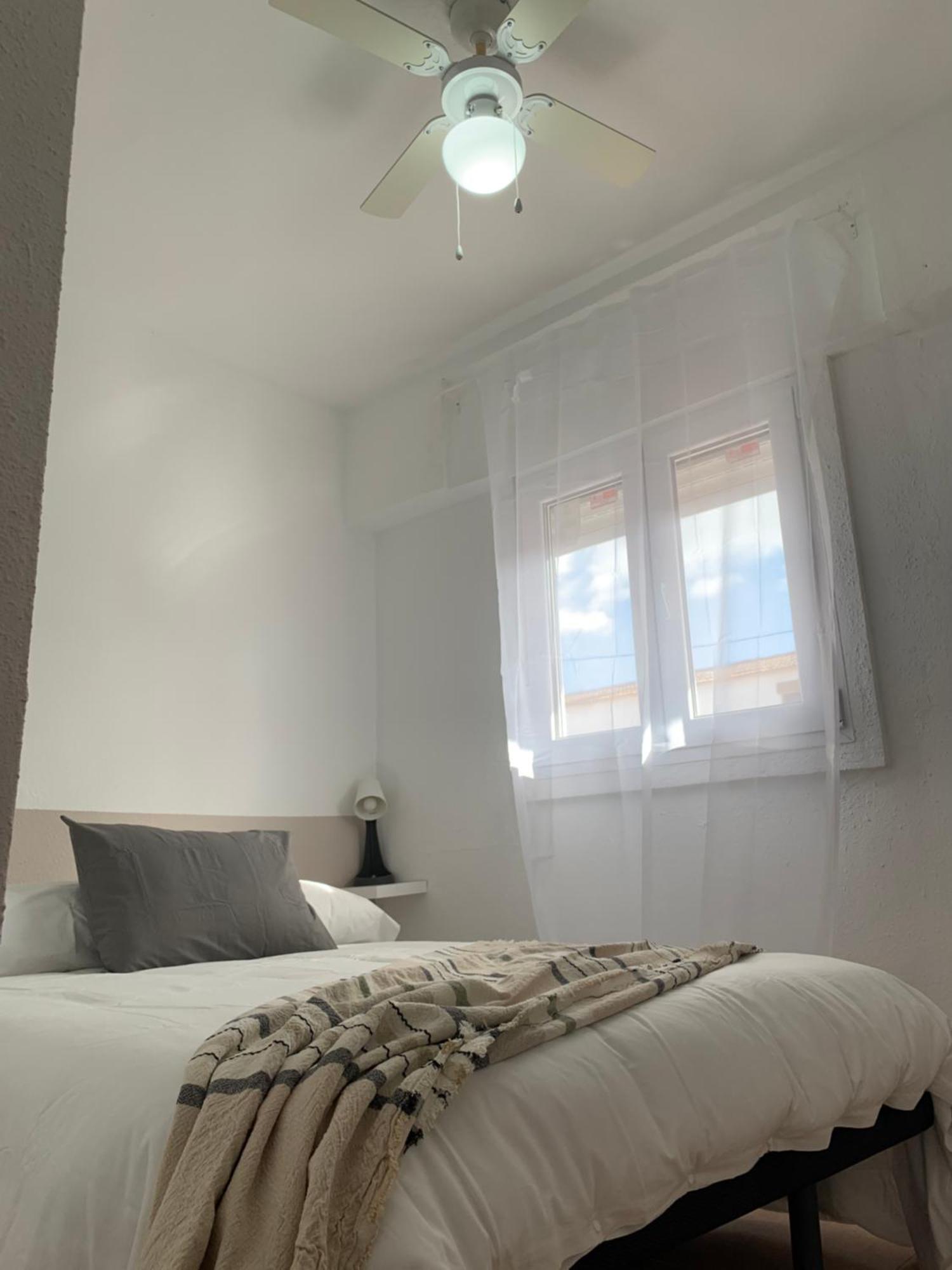 Mejorana Habitaciones Madrid Kültér fotó